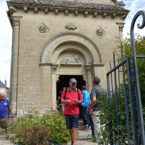 Sépulture de CURIAL Philibert Jean Baptiste François /https://www.cc-pays-sources.fr/album/lhistoire-en-chemin-et-monchy-en-musique/