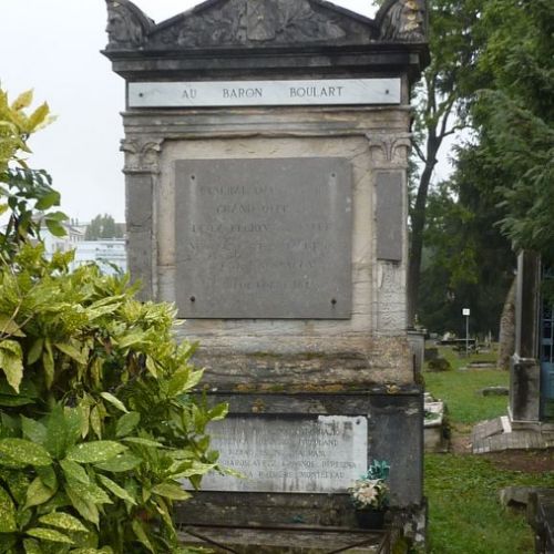 Sépulture de Jean-François Boulard à Besançon © https://www.chaprais.info/2016/09/journee-du-patrimoine-au-cimetiere-des-chaprais/