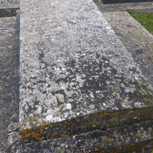 Sépulture de Frédéric Chartier au cimetière d'Orgeval © MCP