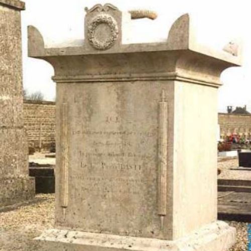 Sépulture de BASTE au cimetière de Brienne-le-Château © D. Timmermanns