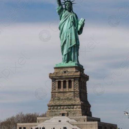 Statue de la Liberté © https://www.crushpixel.com/fr/stock-photo/statue-liberty-new-york-city-592473.html