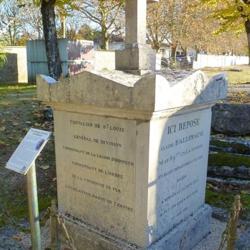 Sépulture de DALLEMAGNE (d'ALLEMAGNE) Claude, dit / http://77000.canalblog.com/archives/2017/12/06/35934039.html